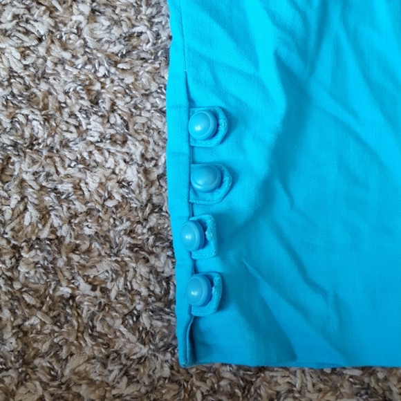 Capris - Picture 3 of 3